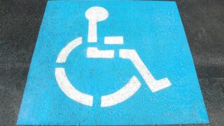 障害児ファミリーが福祉車両を購入する前に考えておくべきこと。まだ普通車で十分かも？！